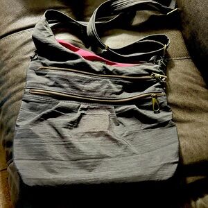 Grey Anti Theft Signature 3 Travelon Crossbody with many pockets